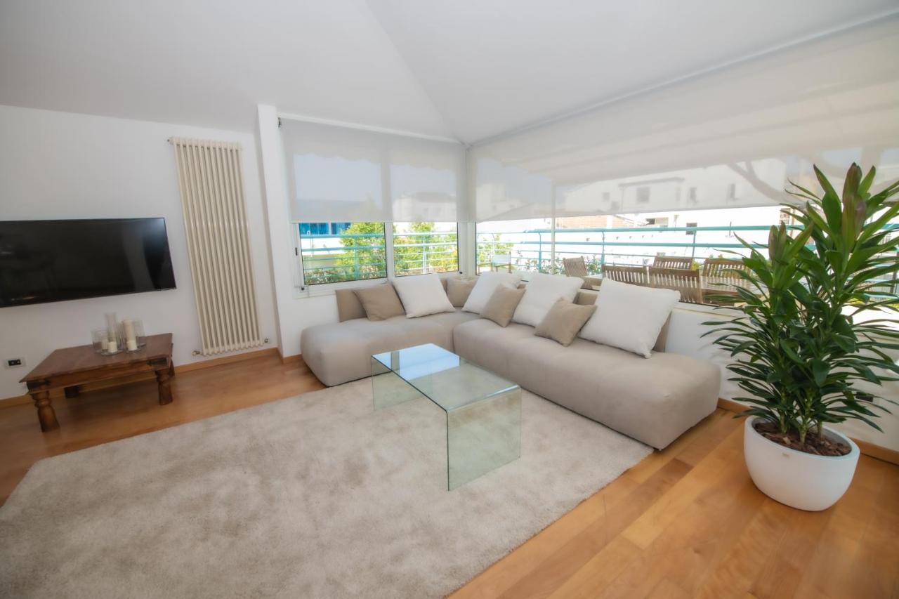 Luxury Suites Collection - Pascoli 13 Ριτσόνε Εξωτερικό φωτογραφία